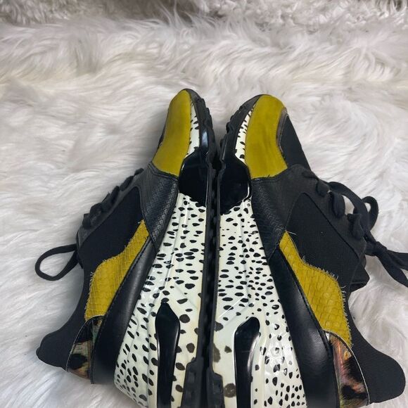 Steve Madden Boomer lace up wedge sneakers fabric Black & mustard yellow SZ9M - Picture 6 of 10
